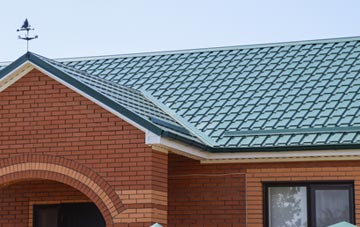 classic Whitepits metal roof design